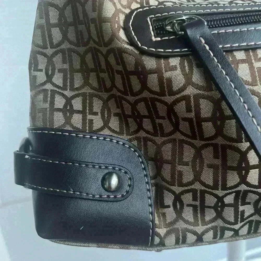 Giani Bernini Bag with matching Coin Purse